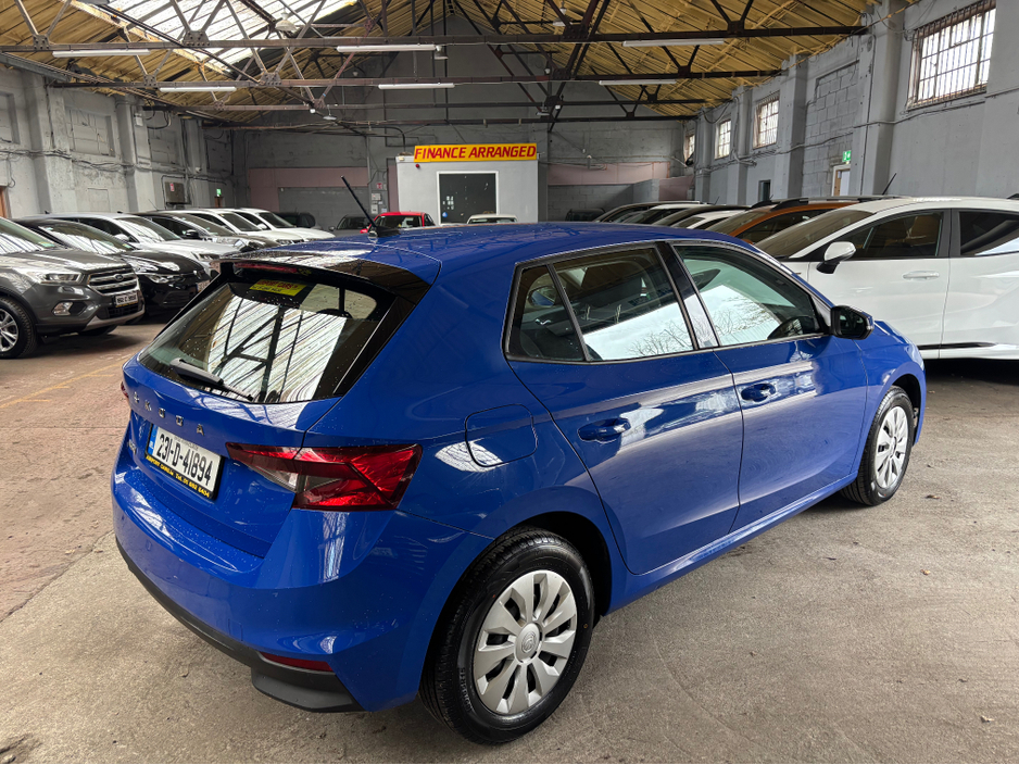 2023 Skoda Fabia - image 8