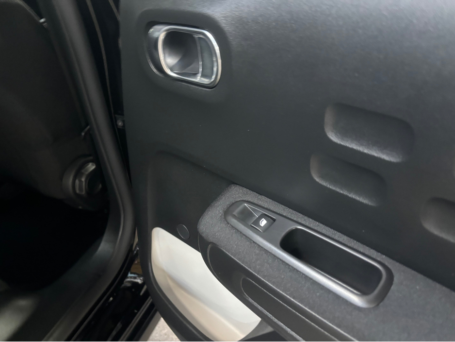 2021 Citroen C3 FEEL EXCLUSIVE 1.2 PURETECH 83 4 4DR Finance Available own this car from €62 per week €14,499