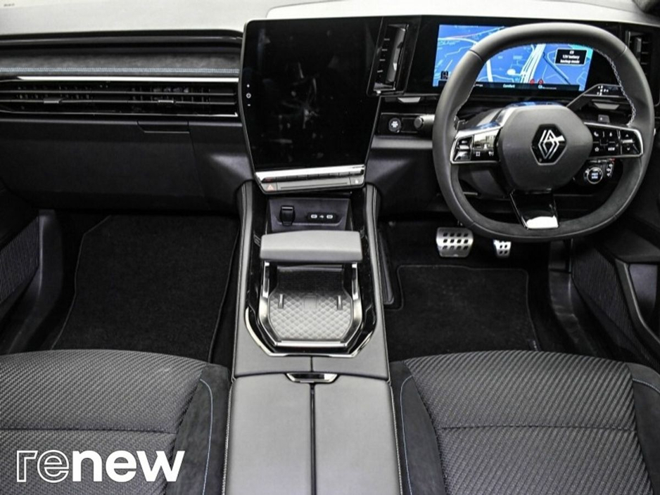 2025 Renault Austral - image 2