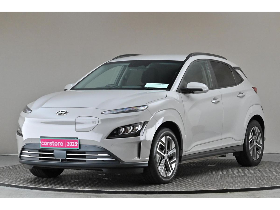 2023 Hyundai Kona - image 3