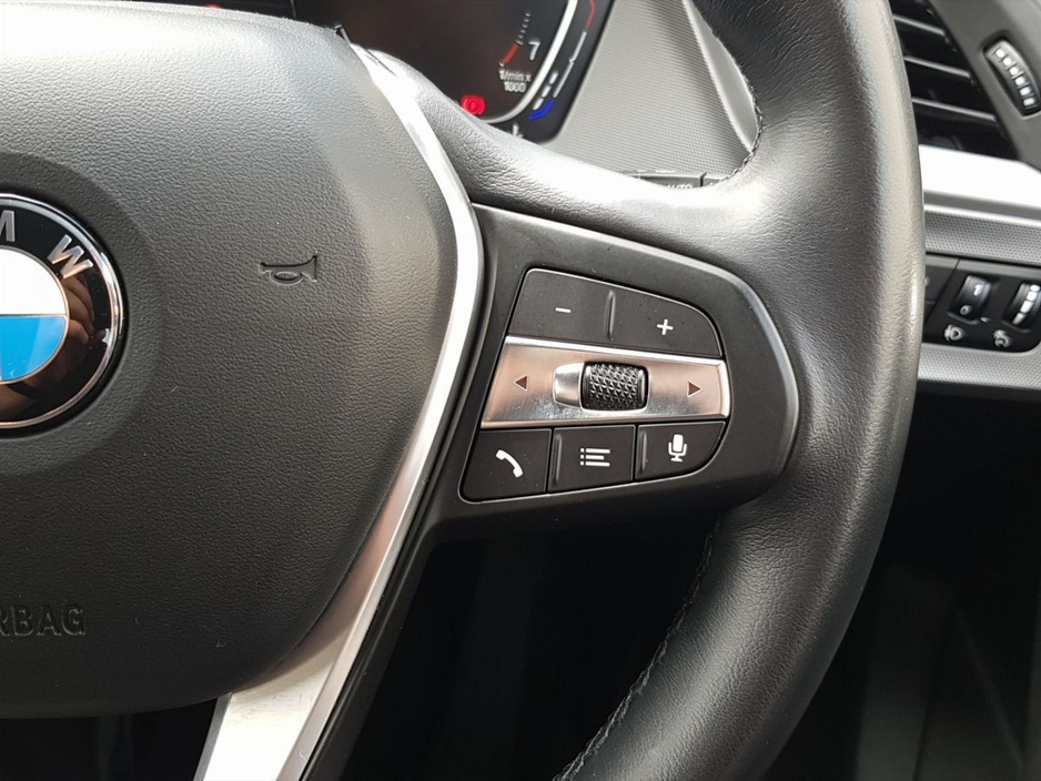 2020 BMW 1 Series - image 16