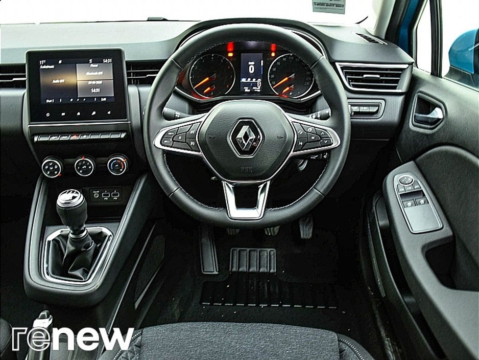 2022 Renault Clio Dynamique TCe 90 €15,990