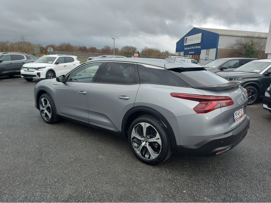 2025 Citroen C5X - image 7