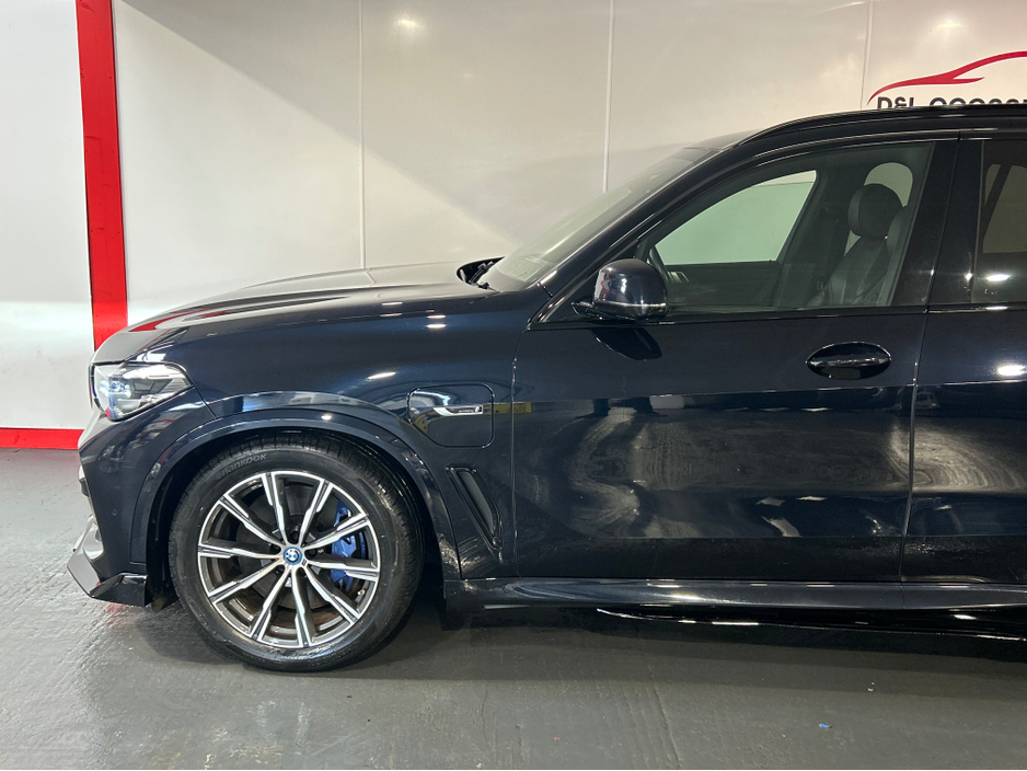 2022 BMW X5 XDRIVE45E M SPORT AUTO €59,950