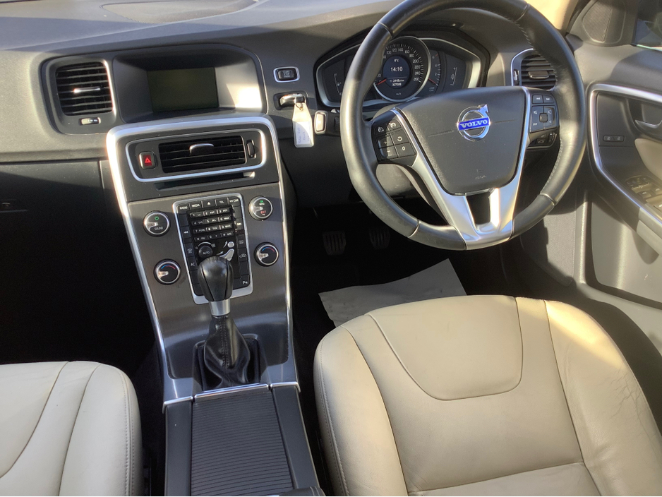 2014 Volvo S60 D2 SE 4DR €5,000