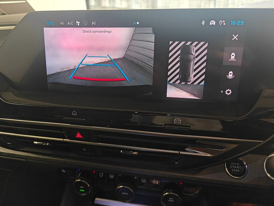 2024 Citroen C5X - image 8