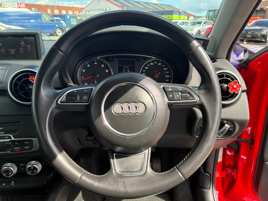 2014 Audi A1 - image 5