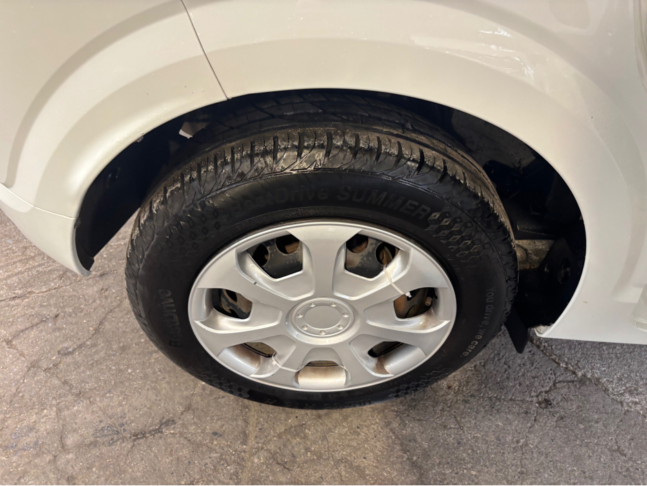 2021 Dacia Sandero - image 3