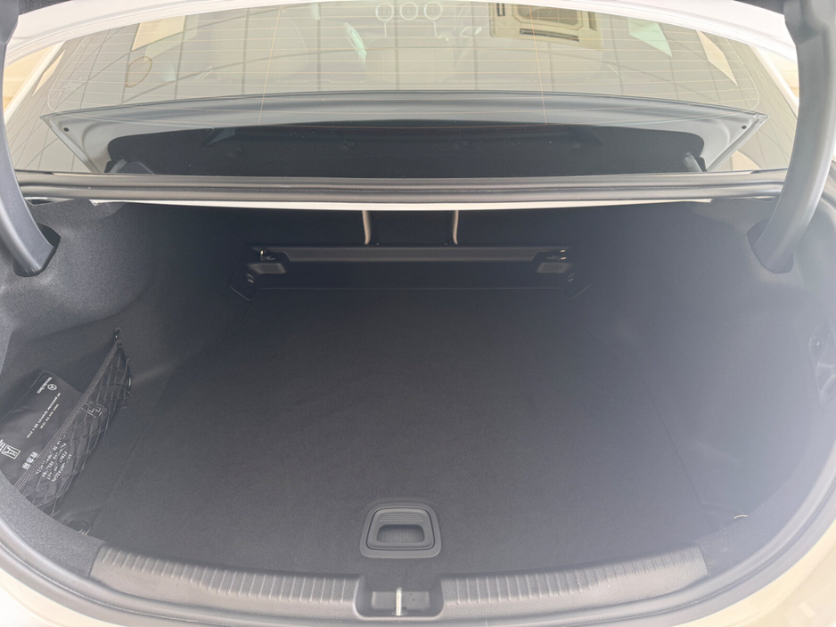 2025 Mercedes-Benz C Class - image 20