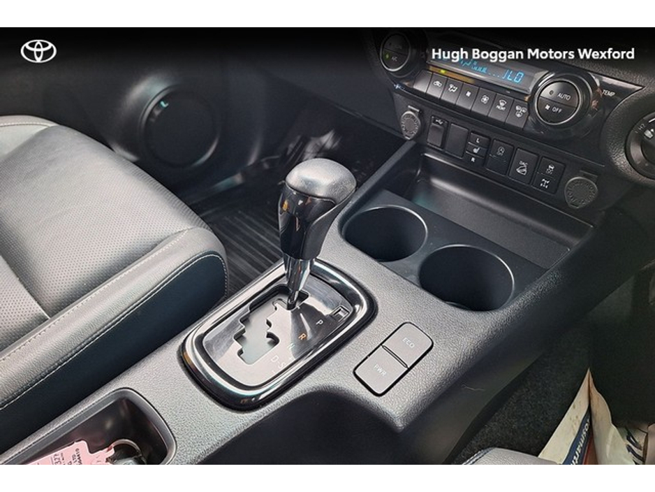 2023 Toyota Hilux - image 21