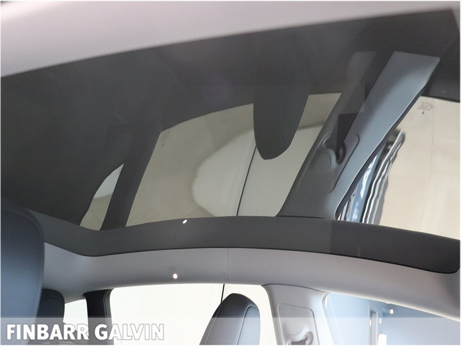 2022 Tesla Model Y - image 17