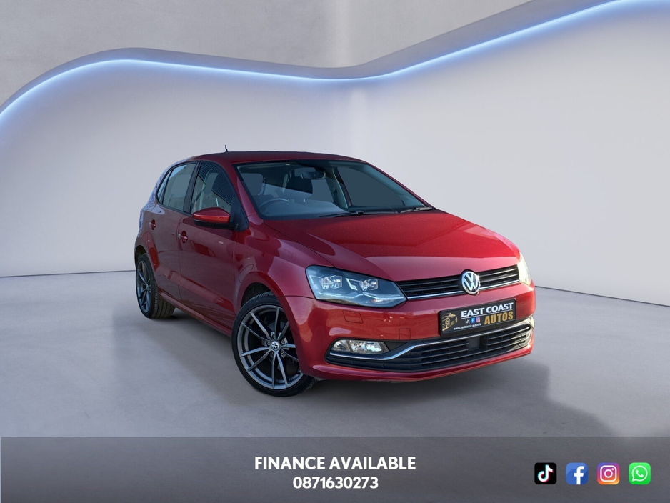 2017 Volkswagen Polo - image 2