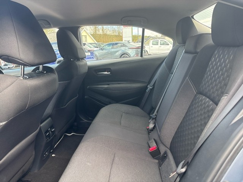 2023 Toyota Corolla - image 7
