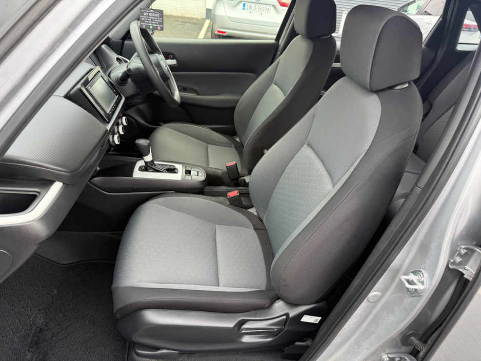 2020 Honda Fit - image 23