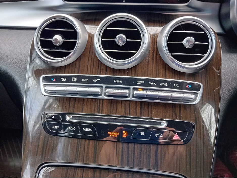 2016 Mercedes-Benz GLC Class GLC 220 D 4MATIC EXCLUSIVE 5DR AUTO @ REDDY2DRIVE LTD €22,850