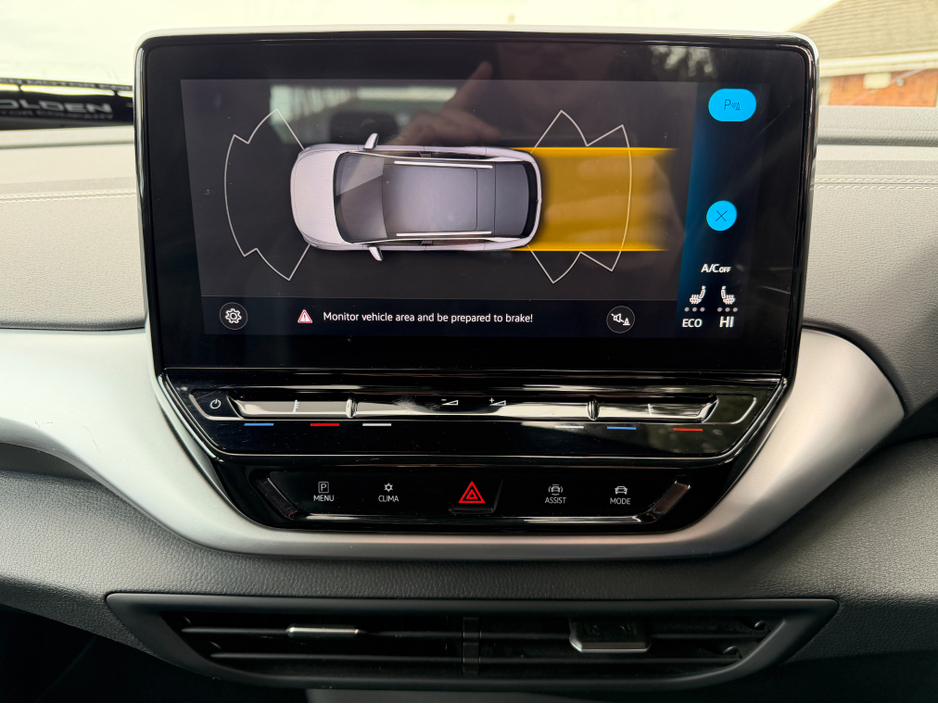 2023 Volkswagen ID.4 - image 18