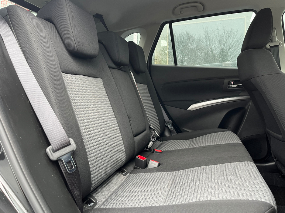 2025 Suzuki SX4 S-Cross 1.4 BOOSTERJET MIL €33,950