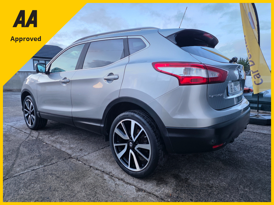2016 Nissan Qashqai * LOW MILES * TOP SPEC * €11,995