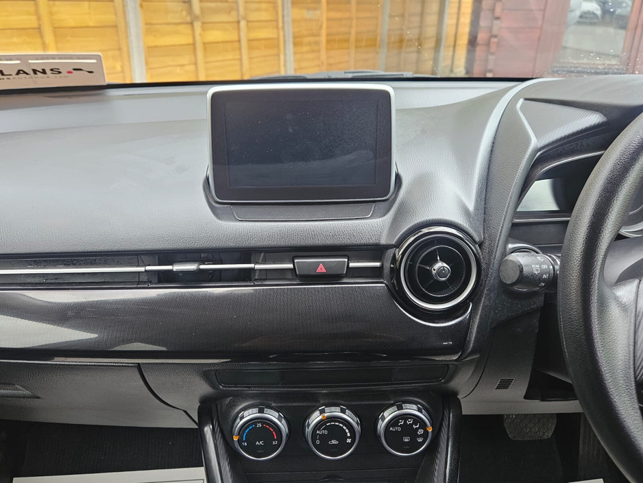 2016 Mazda Demio - image 28