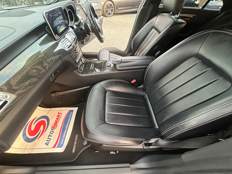 2017 Mercedes-Benz CLS Class - image 13