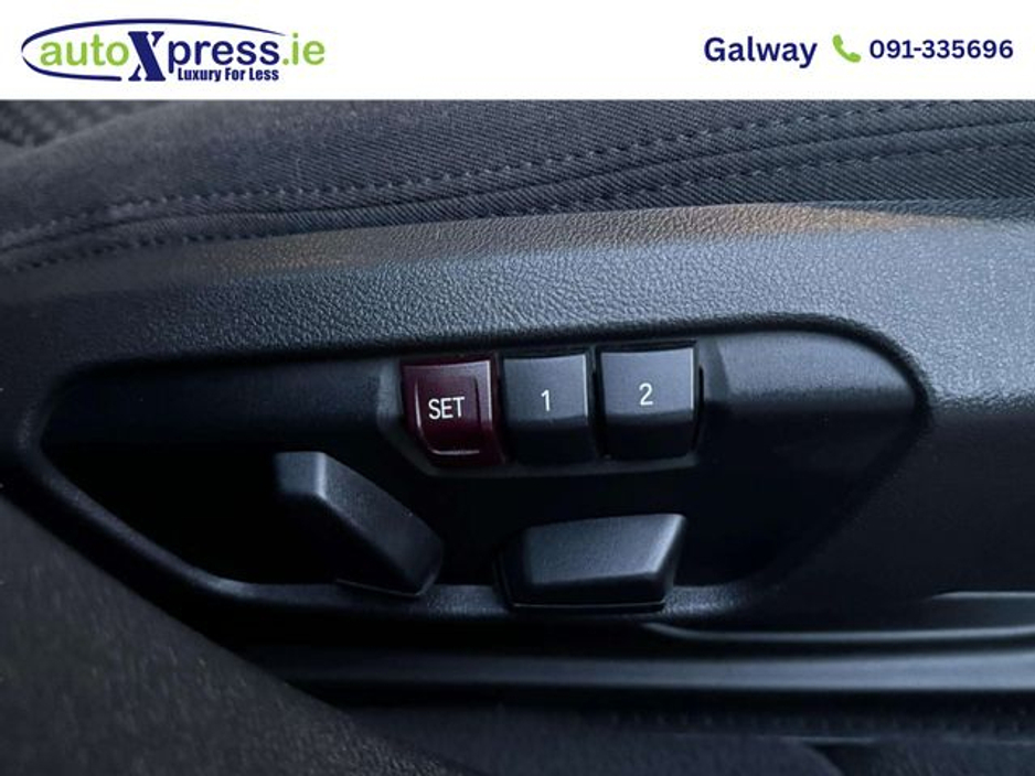 2020 BMW 1 Series - image 14