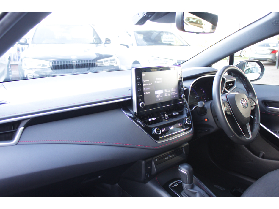 2020 Toyota Corolla - image 23