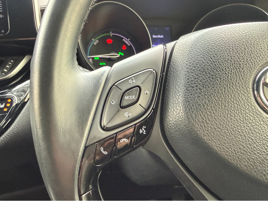 2017 Toyota C-HR - image 20