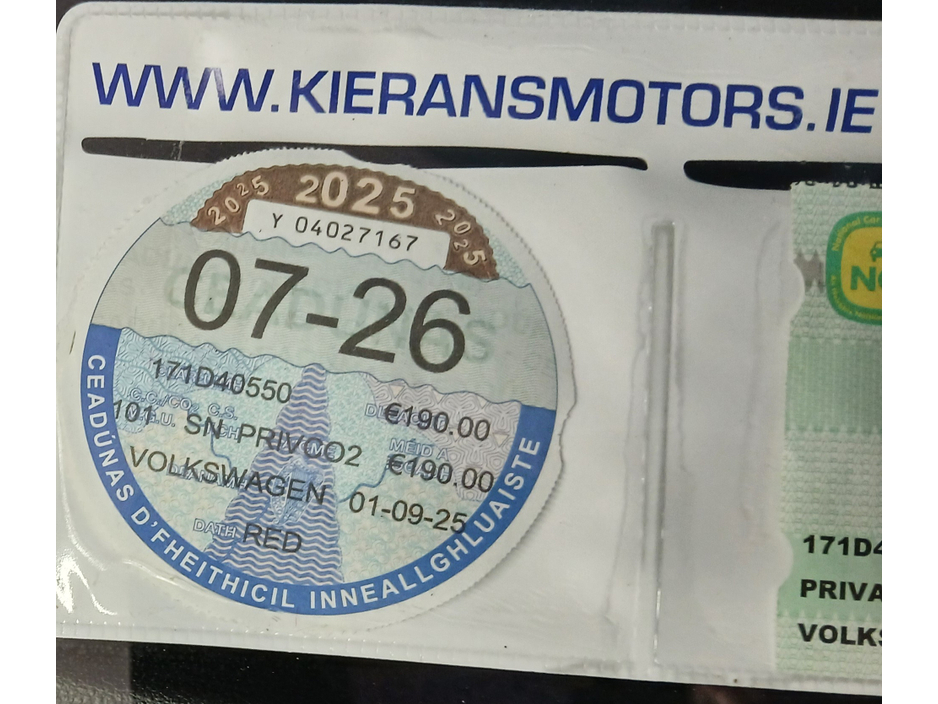 2017 Volkswagen up! - image 4