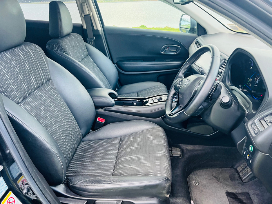 2015 Honda Vezel - image 21