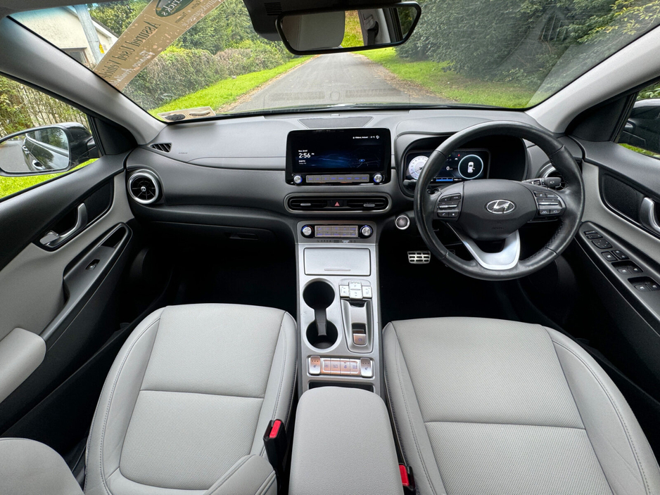 2023 Hyundai Kona Kona EV Premium 64 kWh €27,950