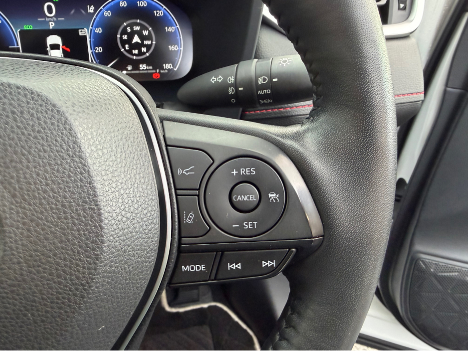 2023 Toyota Rav4 - image 26