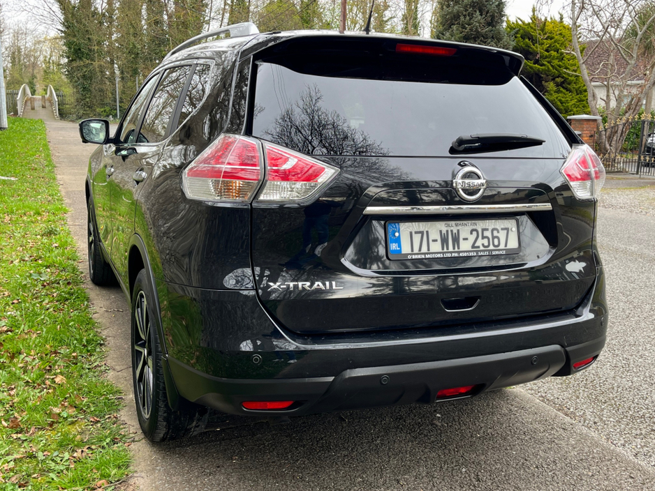 2017 Nissan X-Trail - image 9