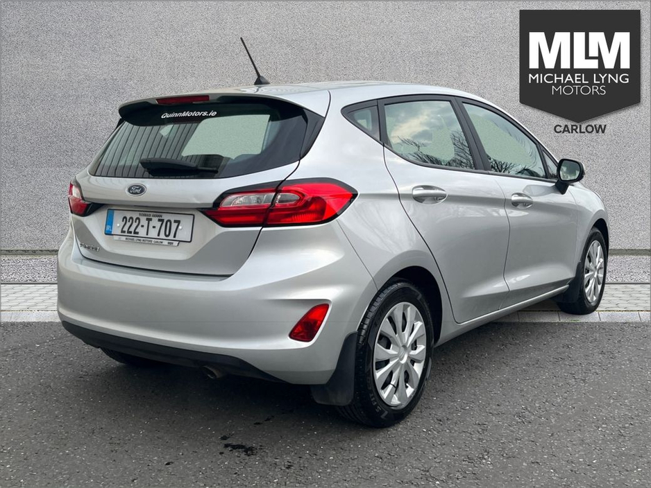 2022 Ford Fiesta - image 7