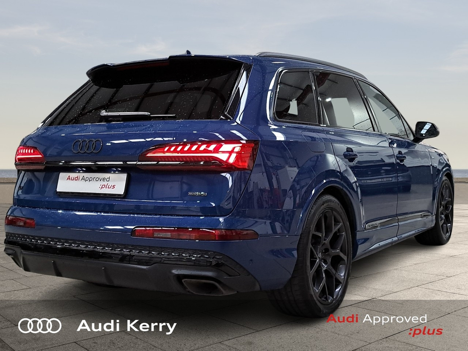 2025 Audi Q7 - image 7
