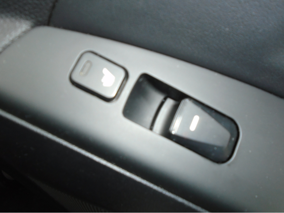 2016 Hyundai ix35 - image 16