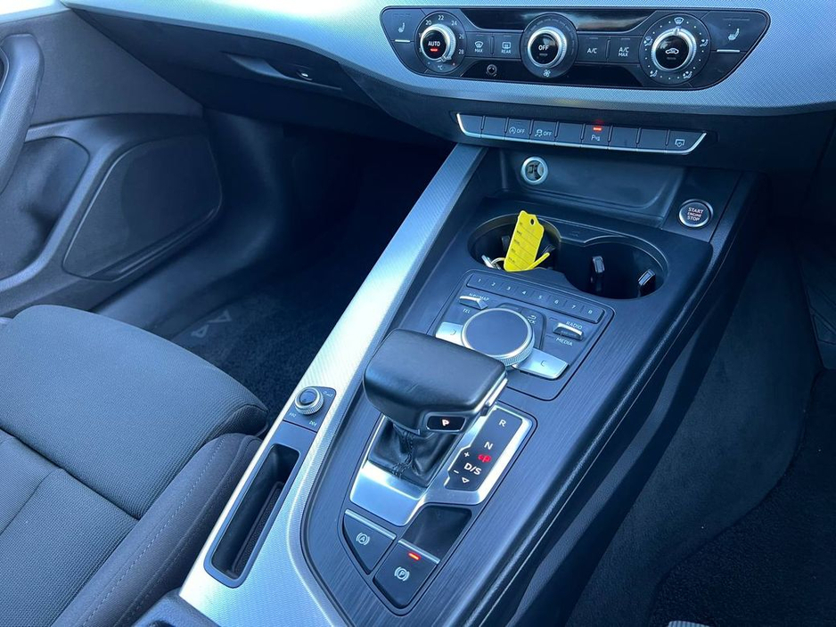 2017 Audi A4 - image 11