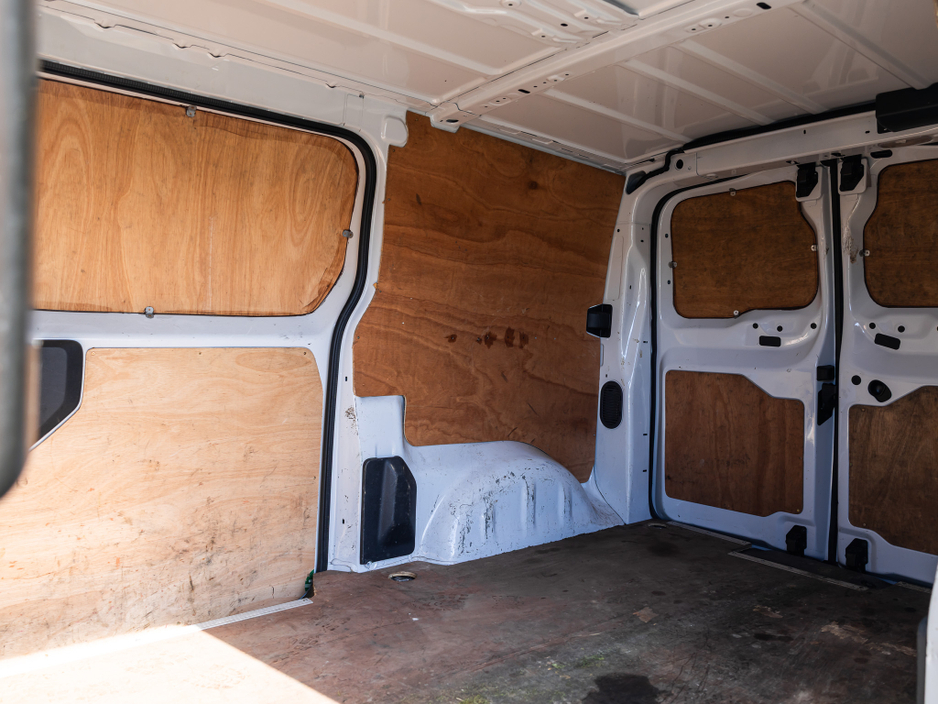 2023 Peugeot Expert - image 17