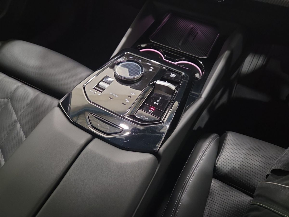 2025 BMW 5 Series 530e M Sport Touring €67,950