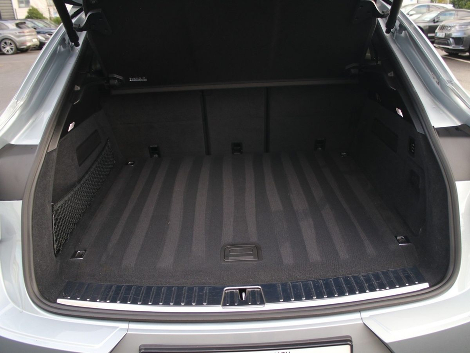 2024 Porsche Cayenne E-Hybrid Coupe €105,000