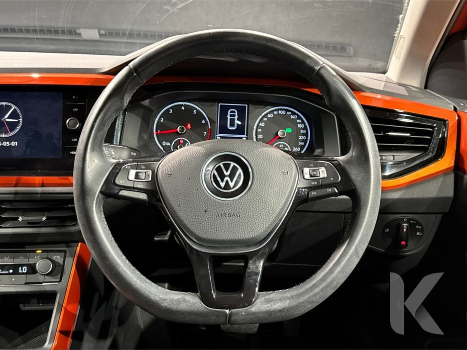 2022 Volkswagen Polo - image 13