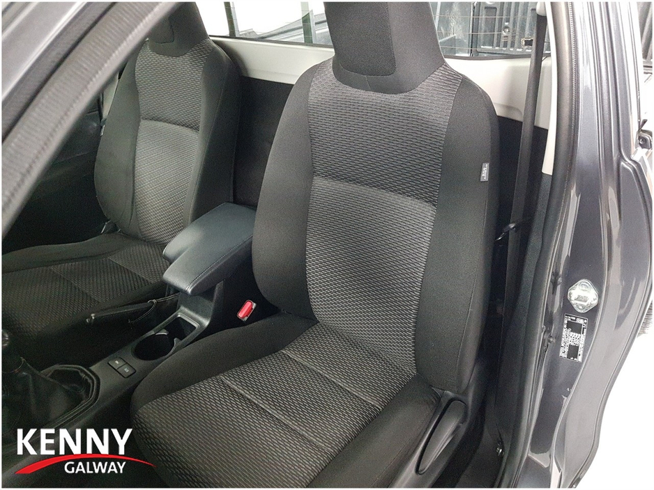 2022 Toyota Hilux 2.4 DLX SINGLE CAB 2DR