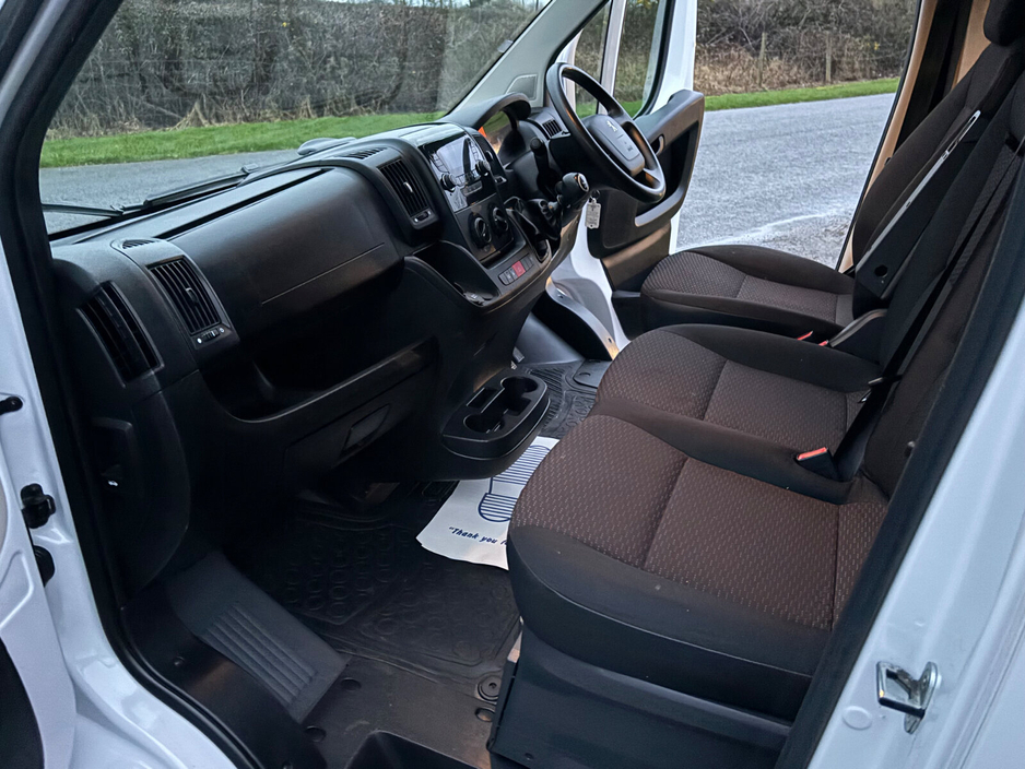 2023 Peugeot Boxer - image 7