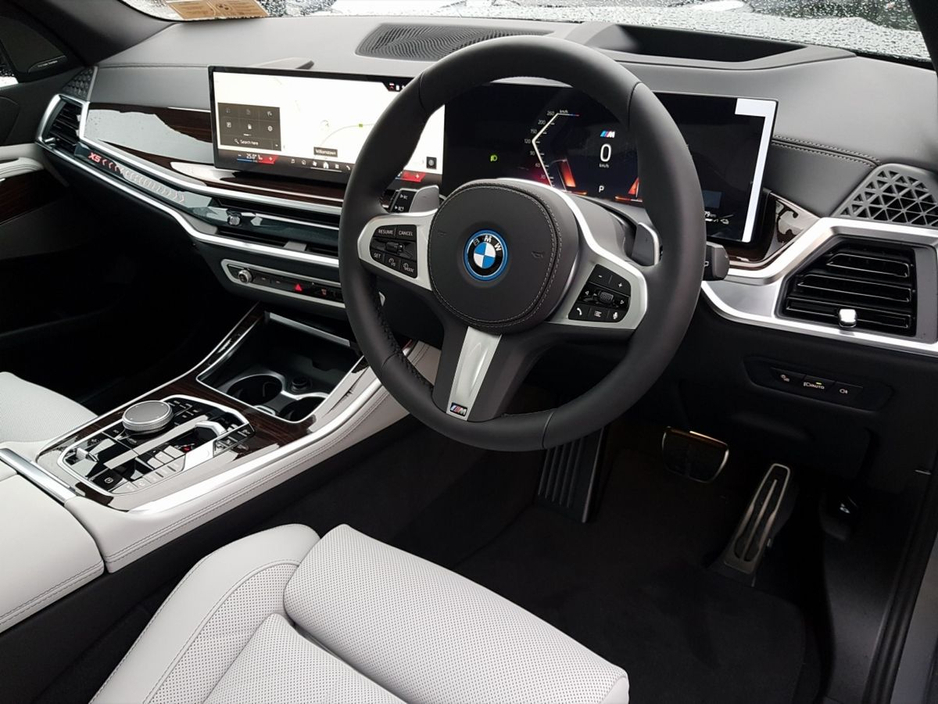 2026 BMW X5 X5 xDrive50e M Sport €118,931