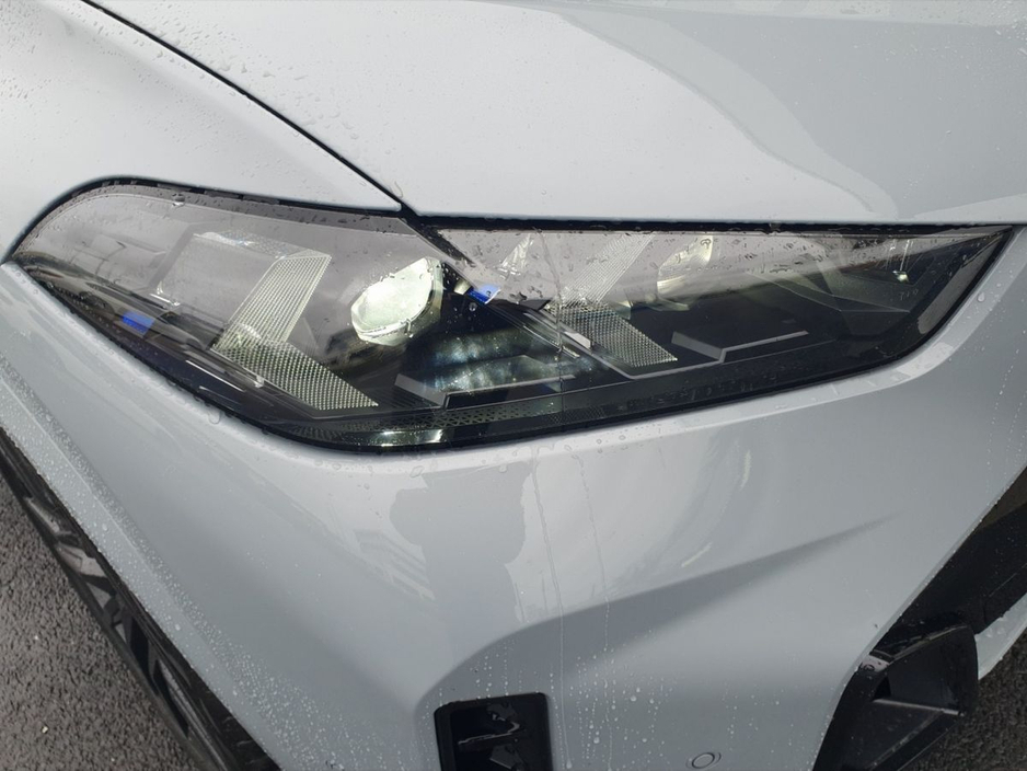 2026 BMW X5 - image 21