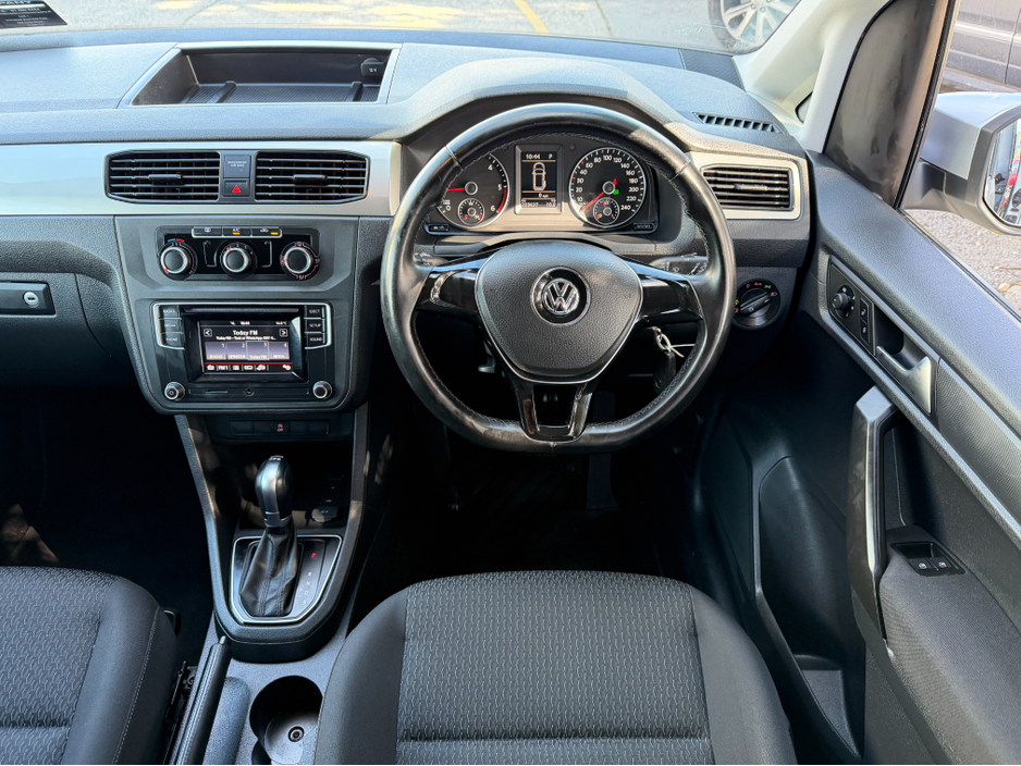 2016 Volkswagen Caddy - image 15