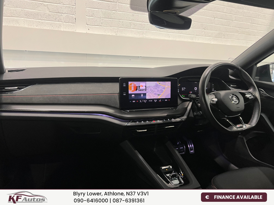 2023 Skoda Octavia - image 21