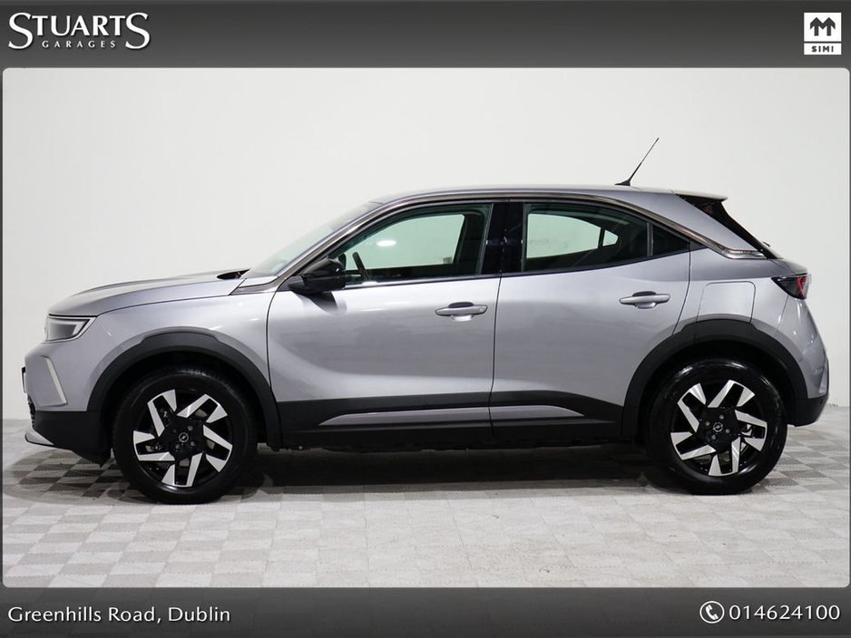 2023 Opel Mokka E EliteELECTRIC AND HEATED MIRRORS, KEYLESS ENTRY AND START, LED HEADLIGHTS, REVERSING CAMERA AND PARKING SENSORS, LEATHER UPHOLSTERY, €19,945