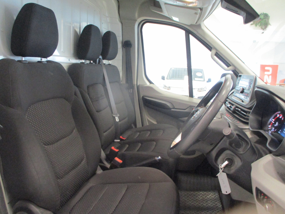 2022 Maxus Deliver 9 - image 14