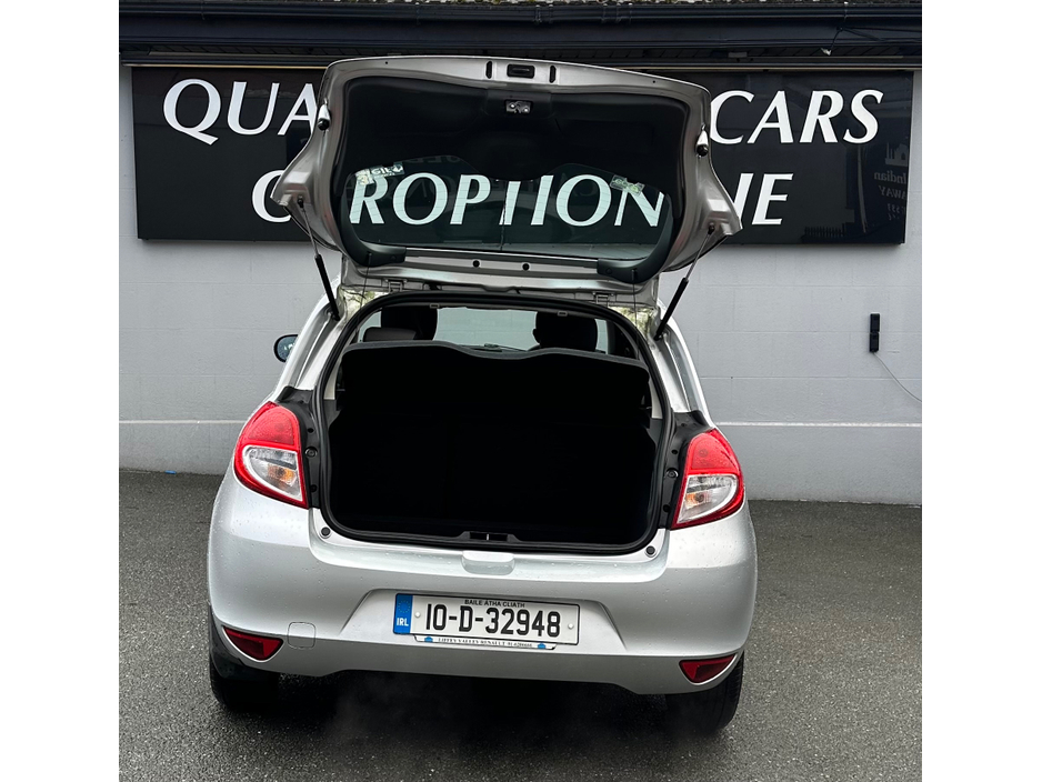 2010 Renault Clio 3 1.2 16V ROYALE ECO// €4,950