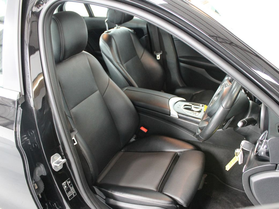 2018 Mercedes-Benz C Class - image 11